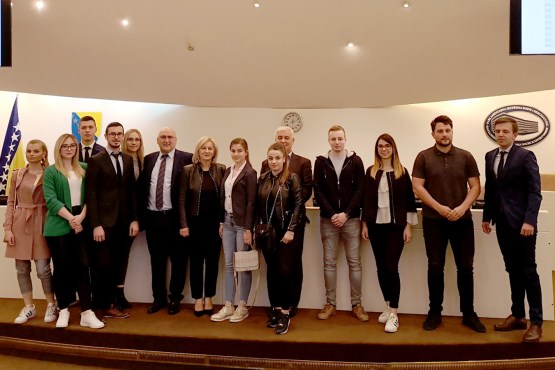 Predsjedateljica Zastupničkog doma Borjana Krišto održala predavanje studentima Sveučilišta u Mostaru